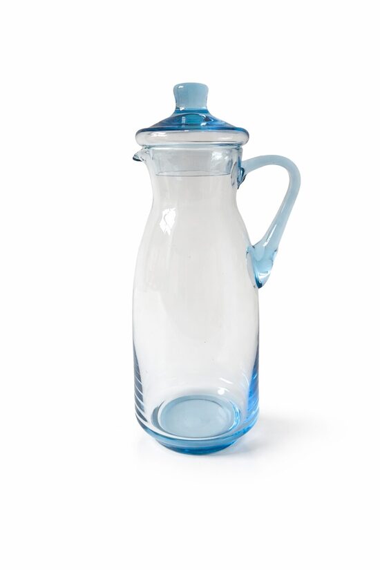 Zila stikla dekanteris